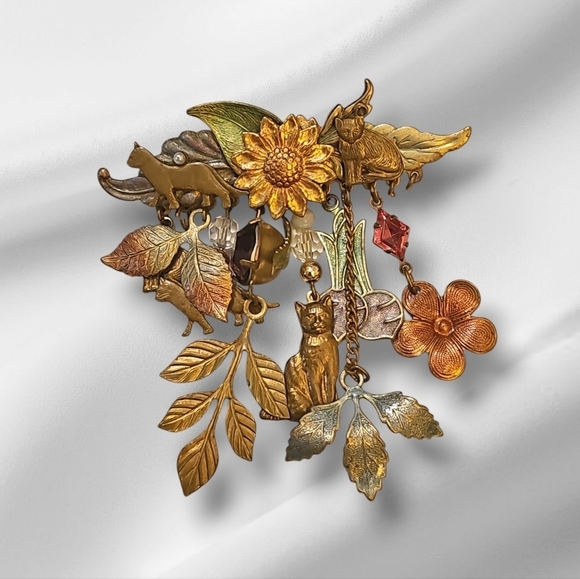 Vintage Animal and Floral Brooch - Picture 6 of 6